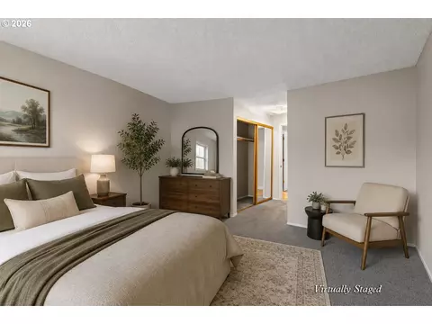 Bedroom - 509 E Pinehurst Dr, Newberg, OR 97132 photo 1 of 15