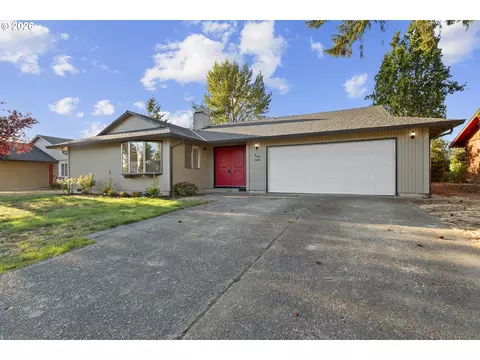 Exterior - 509 E Pinehurst Dr, Newberg, OR 97132 photo 2 of 7