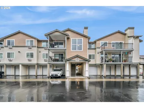 770 NW 185th Ave #308, Beaverton, OR 97006