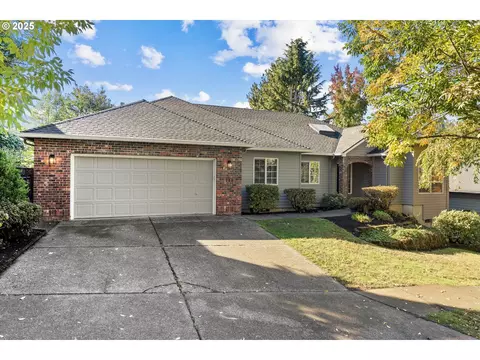 753 Nicole Dr, West Linn, OR 97068