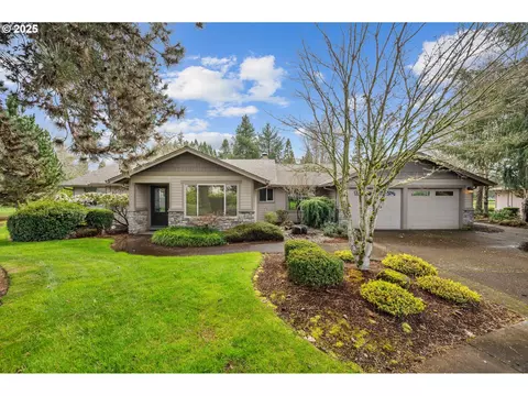 1120 NW Baker Creek Rd, Mcminnville, OR 97128
