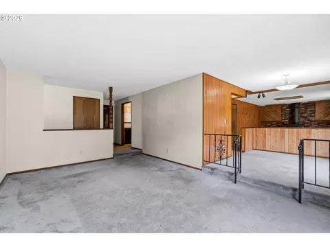 Living - 1785 SW Battaglia Ave, Gresham, OR 97080 photo 3 of 9
