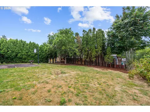 Exterior - 1785 SW Battaglia Ave, Gresham, OR 97080 photo 8 of 8