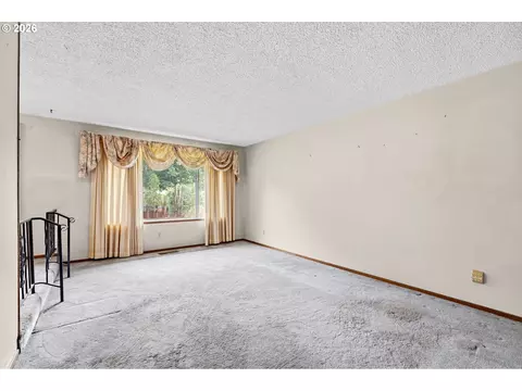 Living - 1785 SW Battaglia Ave, Gresham, OR 97080 photo 1 of 9