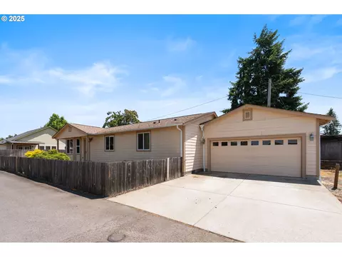 1264 Ostrander Ln, Cottage Grove, OR 97424
