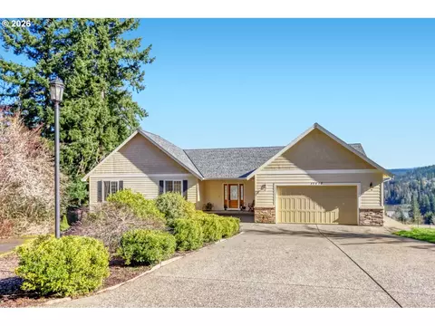17210 S Radfords View Ln, Oregon City, OR 97045