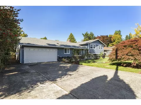 311 SE 155th Pl, Portland, OR 97233