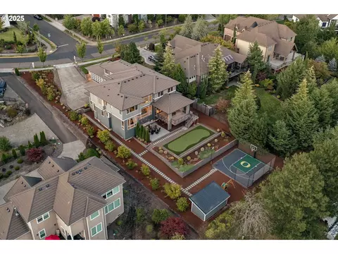 14540 SE Northern Heights Dr, Happy Valley, OR 97086