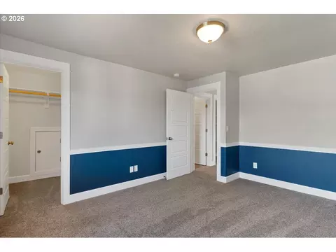 Bedroom - 3470 Cabernet Ln, Eugene, OR 97404 photo 6 of 8
