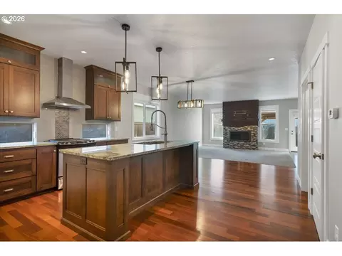 Kitchen - 3470 Cabernet Ln, Eugene, OR 97404 photo 1 of 6