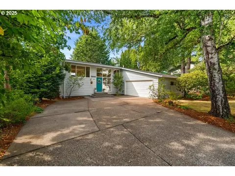 2940 Watercrest Rd, Forest Grove, OR 97116