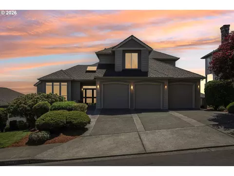11904 SW Viewcrest Ct, Tigard, OR 97224