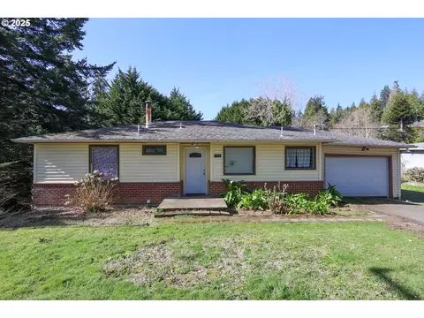 1775 California Ave, Coos Bay, OR 97420