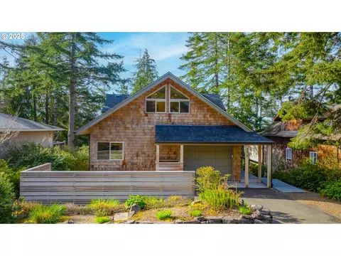 546 North Ave, Manzanita, OR 97130
