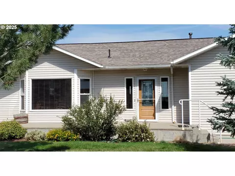 3325 Grace St, Baker City, OR 97814