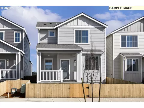 1111 Parkside Ave, Woodburn, OR 97071