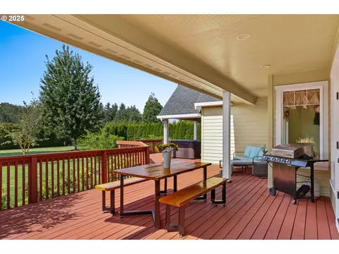 Exterior - 2011 River Loop 1, Eugene, OR 97404 photo 10 of 16