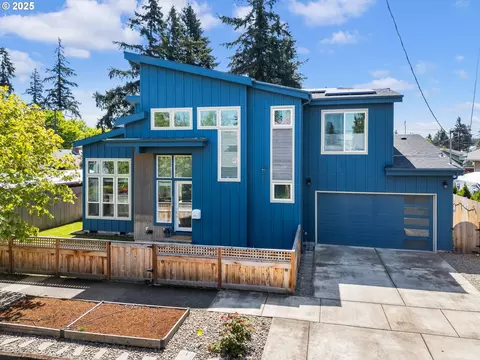 5950 SE Insley St, Portland, OR 97206