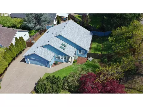 149 73rd St, Springfield, OR 97478
