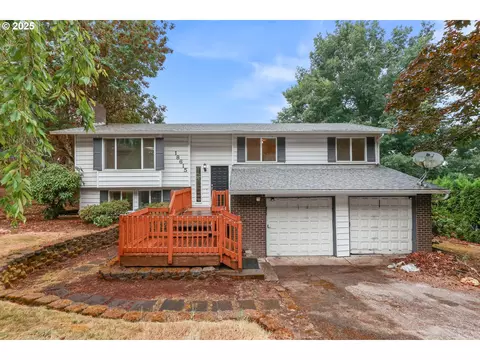 18615 SE Tibbetts Ct, Gresham, OR 97030