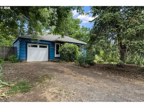 940 W N St, Springfield, OR 97477