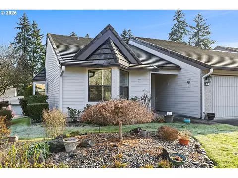 3300 NE 164th St #D4, Ridgefield, WA 98642