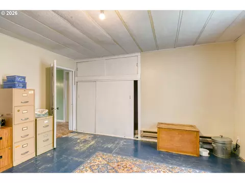 Bedroom - 237 SW 2nd St, Pilot Rock, OR 97868 photo 2 of 3