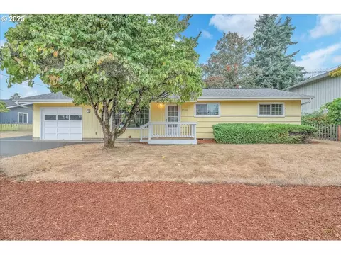 52149 SE 3rd Pl, Scappoose, OR 97056