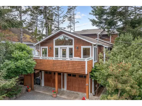 465 N 2nd St, Manzanita, OR 97130