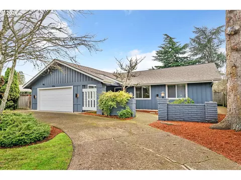 1236 Cal Young Rd, Eugene, OR 97401