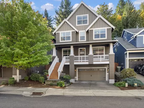 9476 NW Harvest Hill Dr, Portland, OR 97229