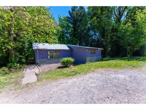 2700 Underhill Ln, West Linn, OR 97068