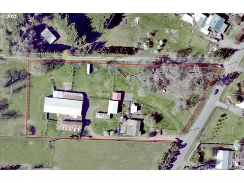 25745 Jeans Rd, Veneta, OR 97487