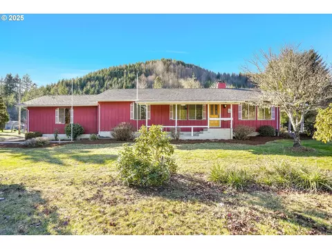 133 Bennett Ln, Blodgett, OR 97326
