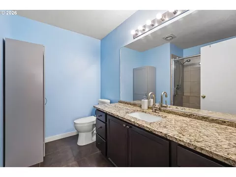 Bath - 2571 NW 1st Dr, Gresham, OR 97030 photo 1 of 3