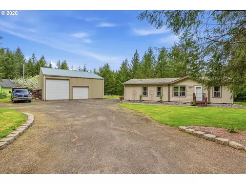 1047 Beaver Creek Rd, Cathlamet, WA 98612
