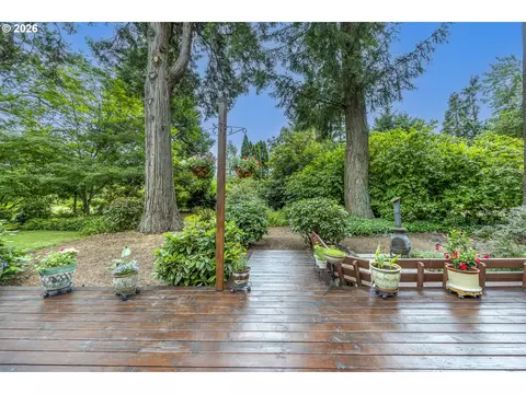 Exterior - 88313 Millican Rd, Springfield, OR 97478 photo 9 of 17
