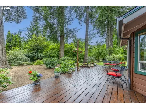 Exterior - 88313 Millican Rd, Springfield, OR 97478 photo 10 of 17