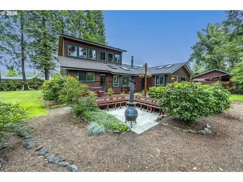 Exterior - 88313 Millican Rd, Springfield, OR 97478 photo 12 of 17