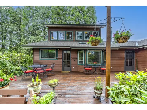 Exterior - 88313 Millican Rd, Springfield, OR 97478 photo 5 of 17