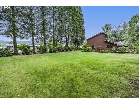 Exterior - 88313 Millican Rd, Springfield, OR 97478 photo 13 of 17