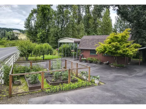 Exterior - 88313 Millican Rd, Springfield, OR 97478 photo 4 of 17