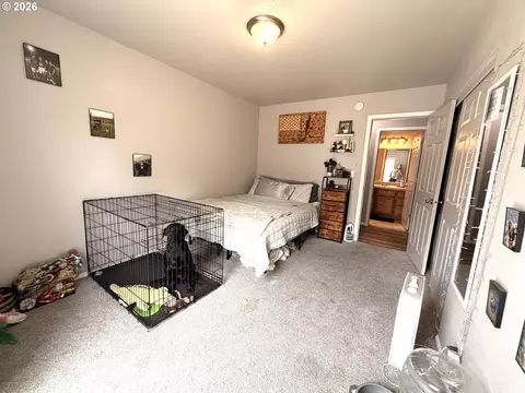 Bedroom - 2273 Eagle Loop, Sutherlin, OR 97479 photo 7 of 7
