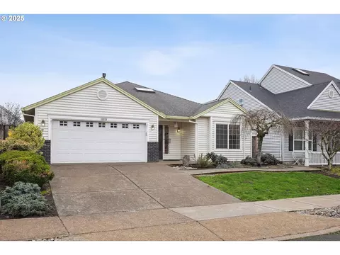 15372 SElinor St, Clackamas, OR 97015