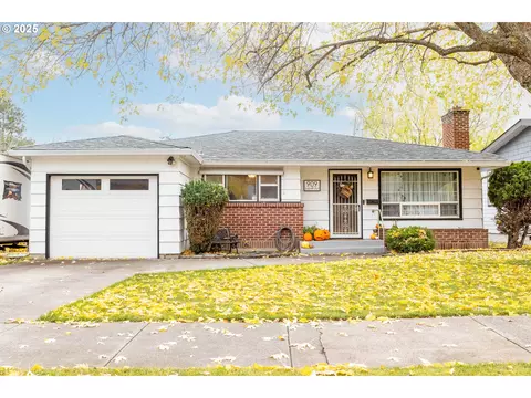 909 14th St, La Grande, OR 97850