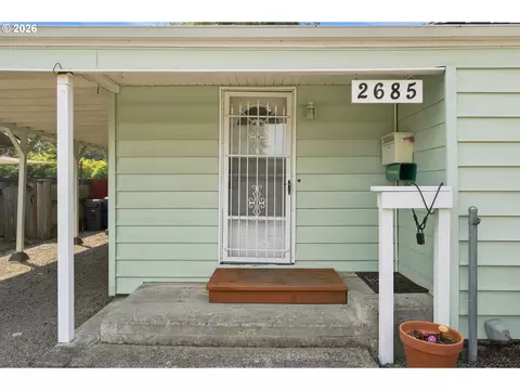 Exterior - 2685 E St, Springfield, OR 97477 photo 6 of 6
