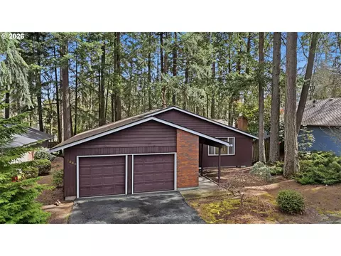7250 SW 28th Ct, Beaverton, OR 97008