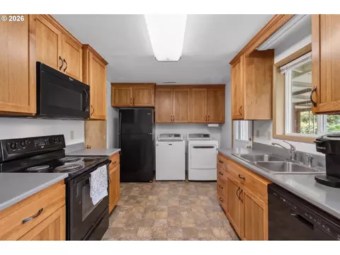 Other - 447 Maxwell Rd, Eugene, OR 97404 photo 4 of 6
