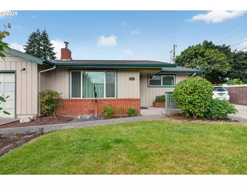 Exterior - 447 Maxwell Rd, Eugene, OR 97404 photo 6 of 9