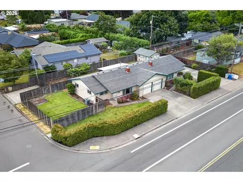 View/Area - 447 Maxwell Rd, Eugene, OR 97404 photo 1 of 4